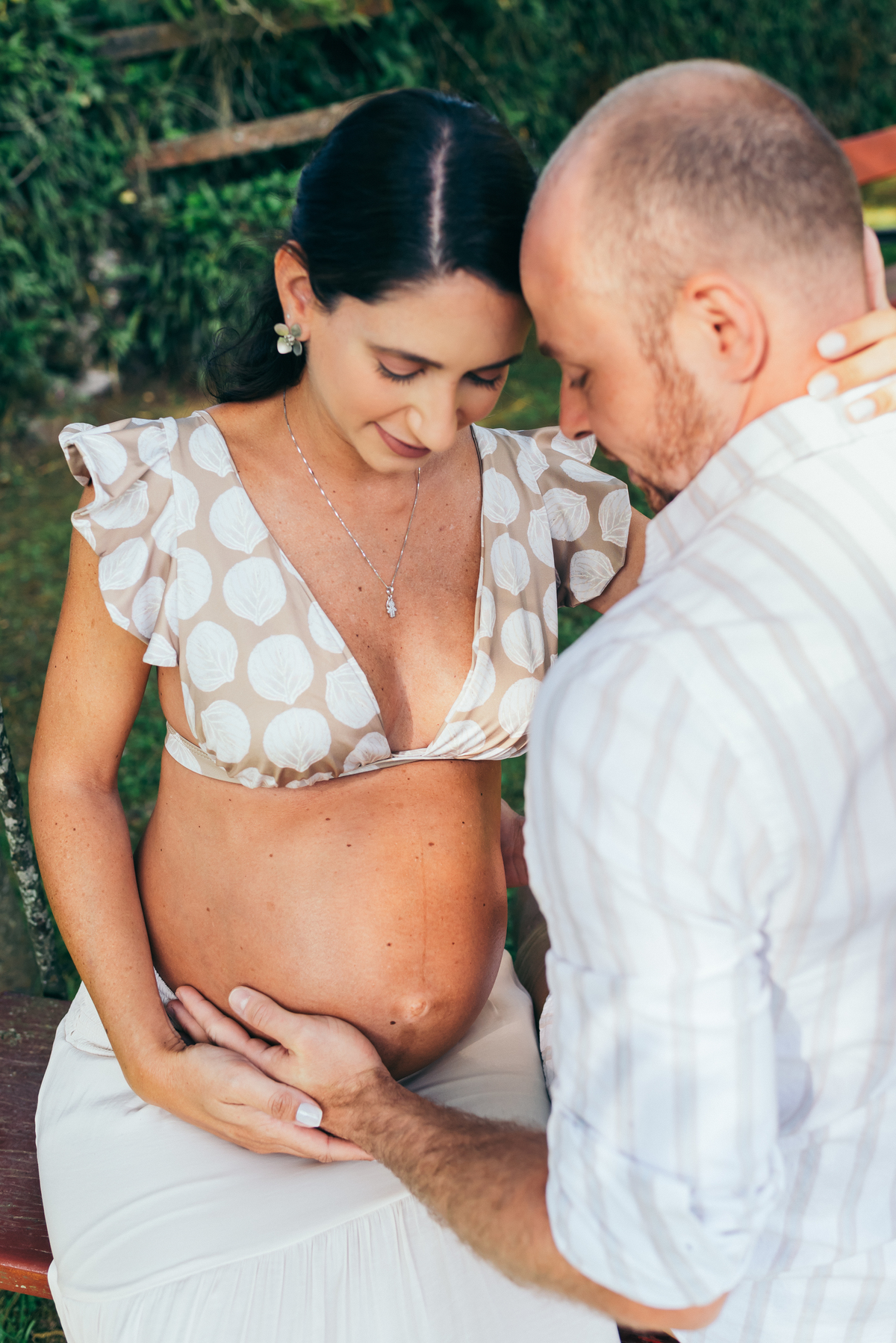 ensaio de gestante ensaio na vinicola don giovanni daniela radavelli fotografia look de gestante ensaio gestante vale dos vinhedos ensaio família