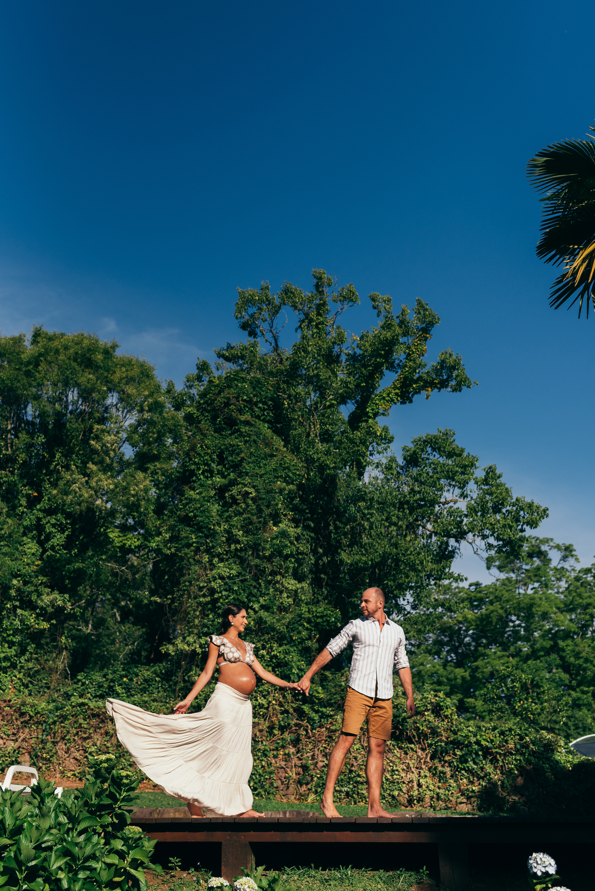 ensaio de gestante ensaio na vinicola don giovanni daniela radavelli fotografia look de gestante ensaio gestante vale dos vinhedos ensaio com por do sol ensaio família