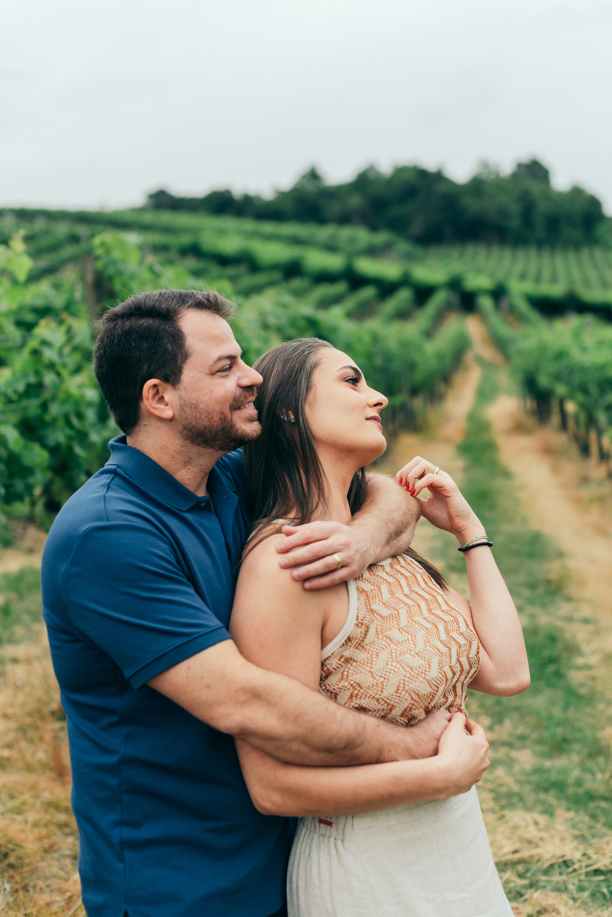 ensaio de casal ensaio pré wedding daniela radavelli fotografia fotografa na serra gaúcha fotógrafa de casamento ensaio no vale dos vinhedos serra gaúcha