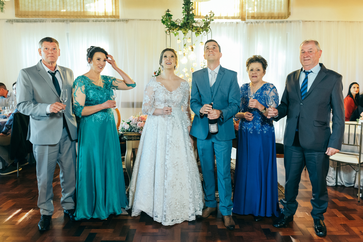 casamento de dia daniela radavelli fotógrafa na serra gaucha vestido de noiva cerimonia de casamento intimista casamento em garibaldi