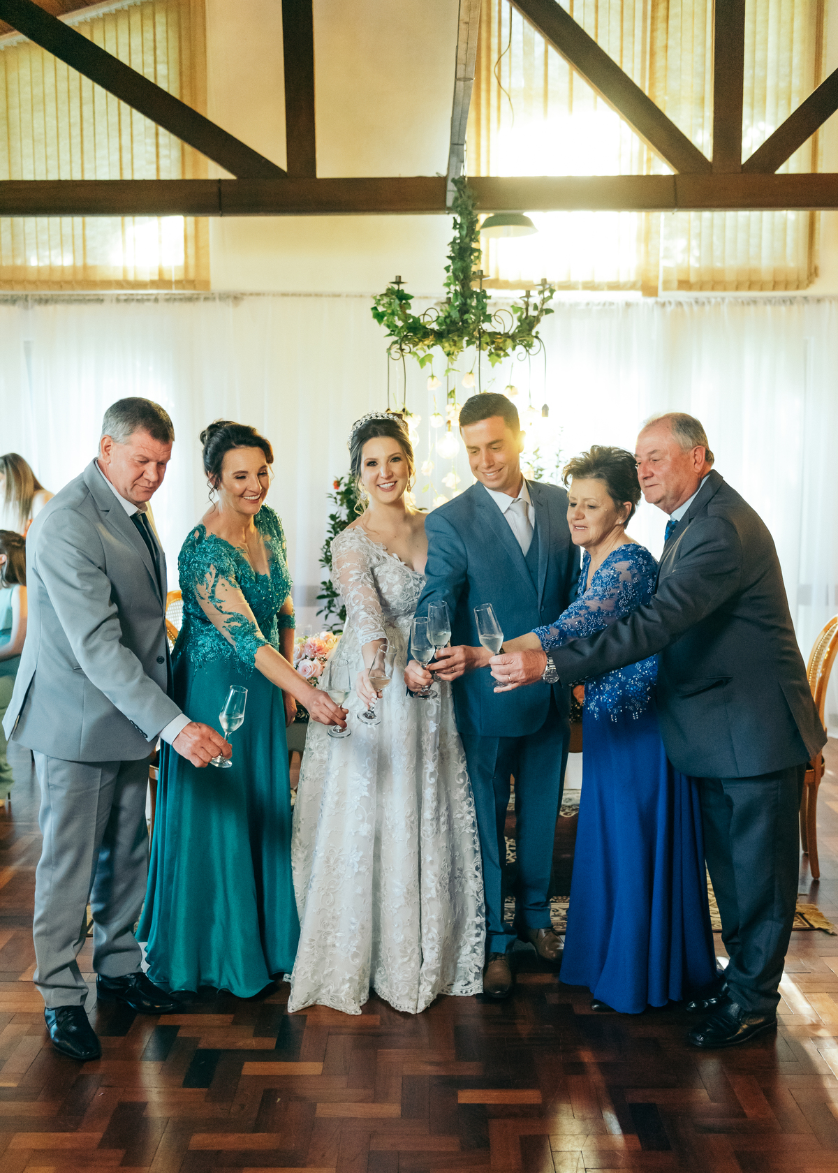 casamento de dia daniela radavelli fotógrafa na serra gaucha vestido de noiva cerimonia de casamento intimista casamento em garibaldi