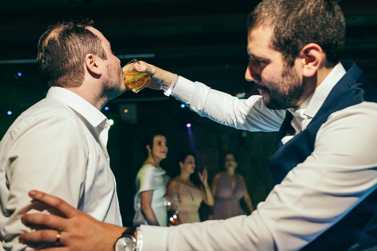 cerimonia na igreja casamento de dia daniela radavelli fotografia vinícola marco luigi