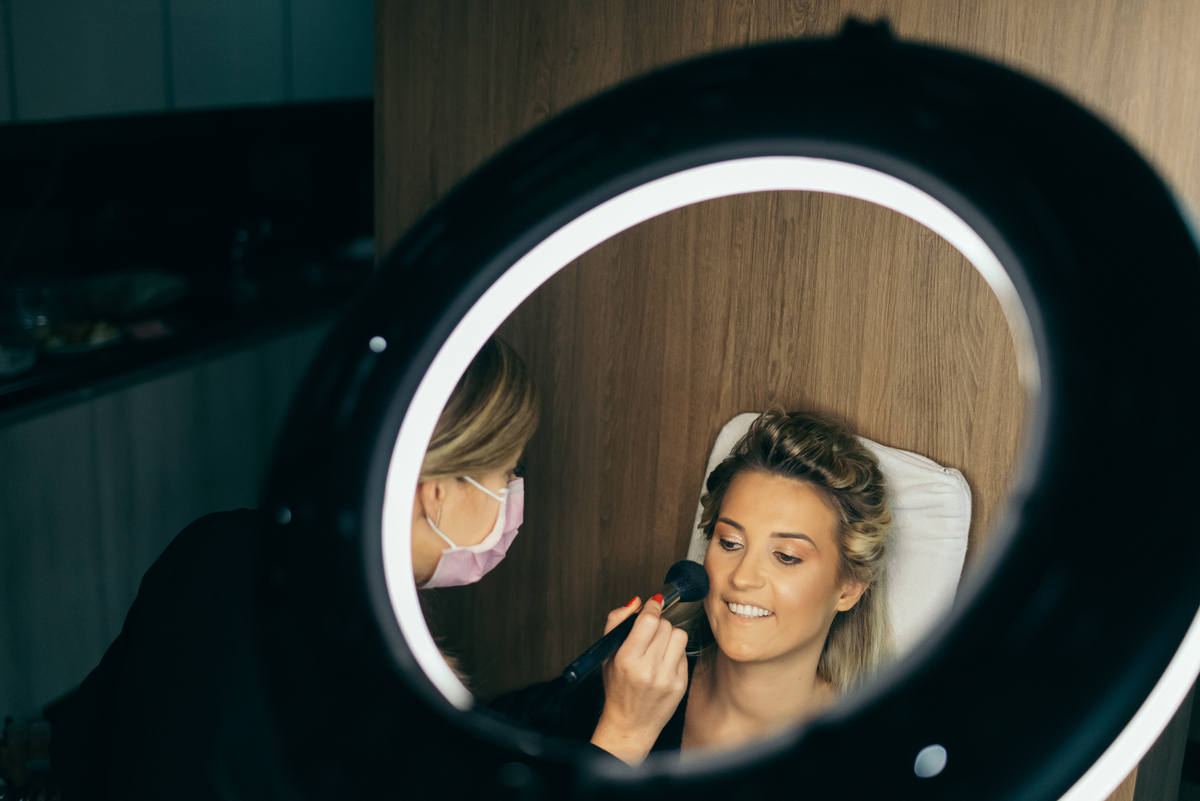 daniela radavelli fotógrafa na serra gaucha cerimonia de casamento casamento em carlos barbosa vestido de noiva making of noiva