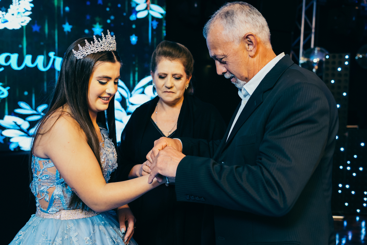 festa 15 anos daniela radavelli fotografia fotos de 15 anos fotografa de 15 anos  debutante fotos de debutante vestido de 15 anos festa de 15 anos princesa make de 15 anos 