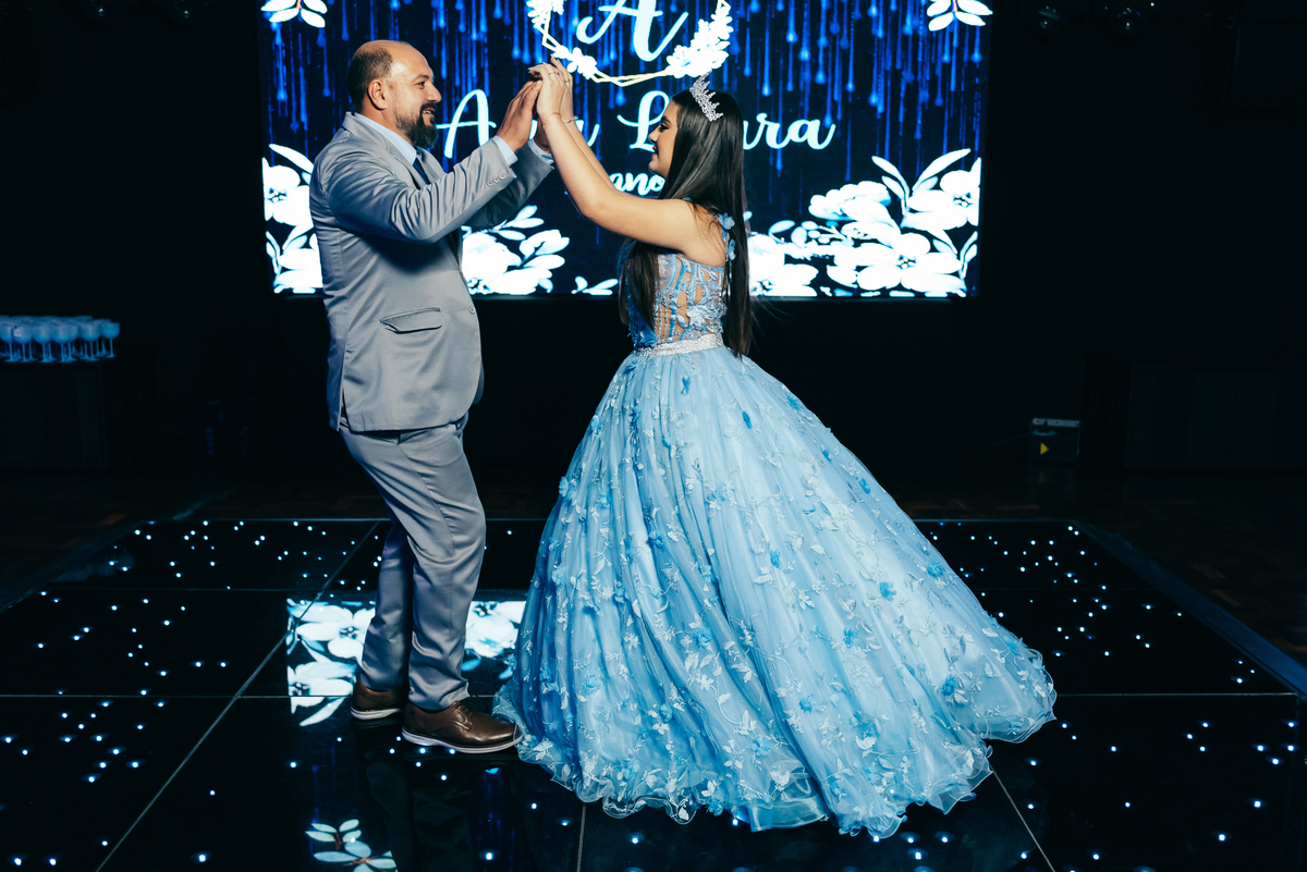 festa 15 anos daniela radavelli fotografia fotos de 15 anos fotografa de 15 anos  debutante fotos de debutante vestido de 15 anos festa de 15 anos princesa make de 15 anos 