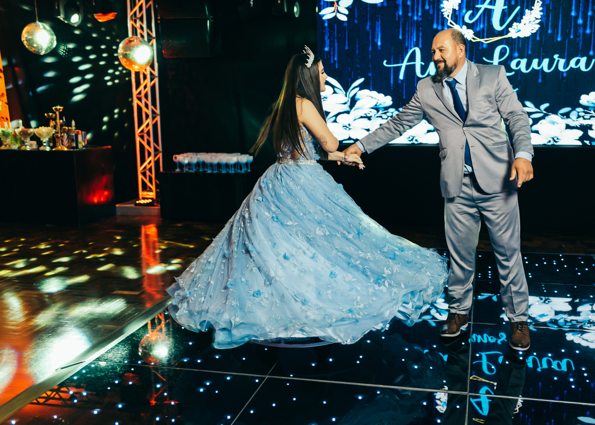 festa 15 anos daniela radavelli fotografia fotos de 15 anos fotografa de 15 anos  debutante fotos de debutante vestido de 15 anos festa de 15 anos princesa make de 15 anos 