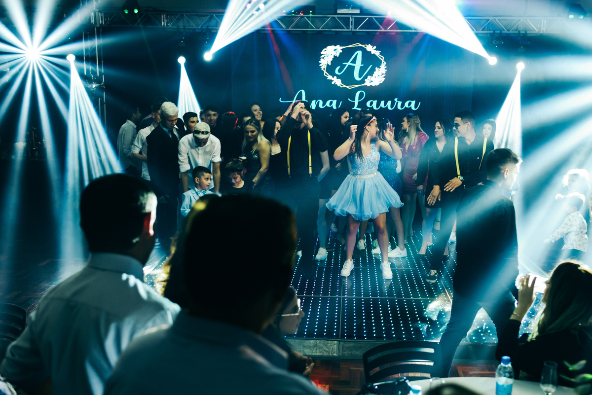 festa 15 anos daniela radavelli fotografia fotos de 15 anos fotografa de 15 anos  debutante fotos de debutante vestido de 15 anos festa de 15 anos princesa make de 15 anos 