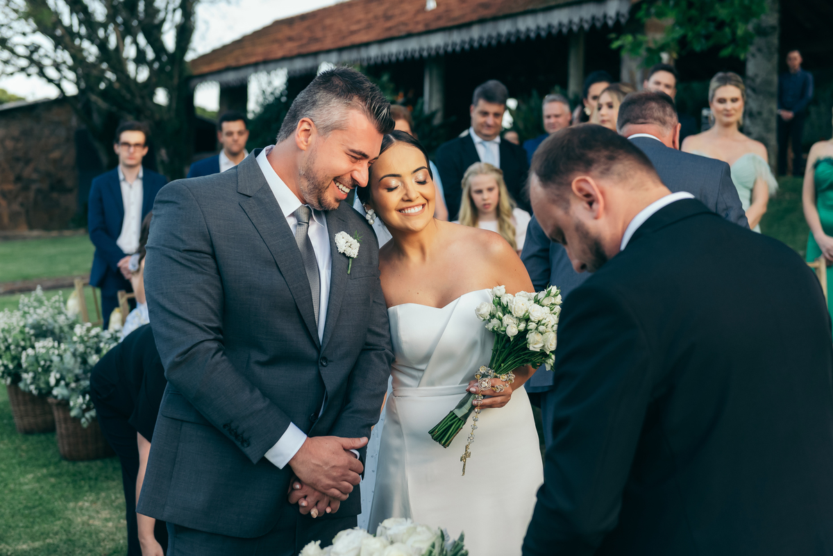 casamento de dia daniela radavelli fotografia cerimonia intimista casamento em gramado destination wedding casamento externo La Hacienda 
