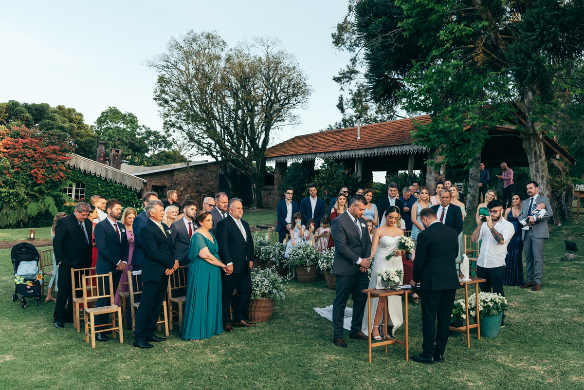 casamento de dia daniela radavelli fotografia cerimonia intimista casamento em gramado destination wedding casamento externo La Hacienda 