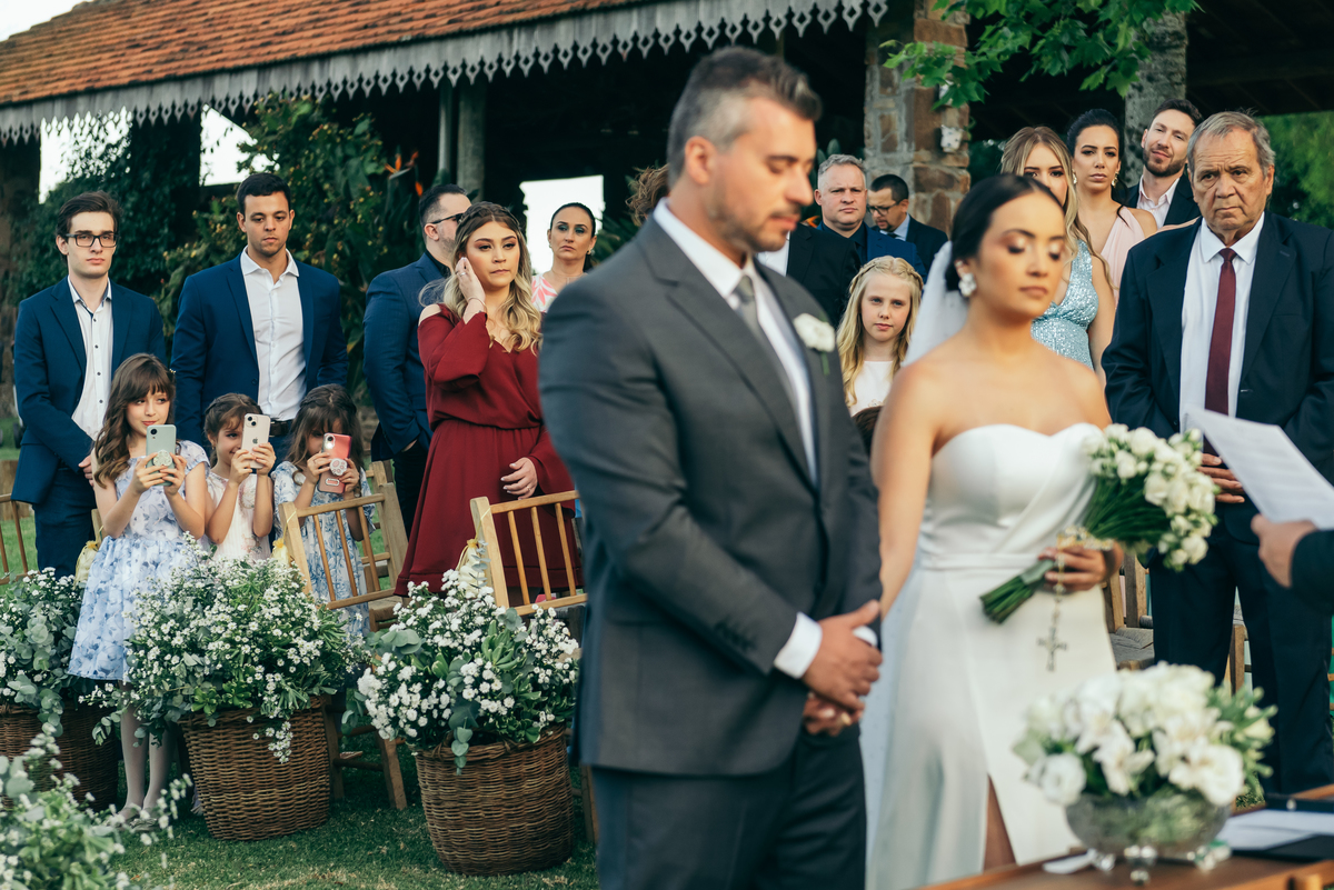 casamento de dia daniela radavelli fotografia cerimonia intimista casamento em gramado destination wedding casamento externo La Hacienda 