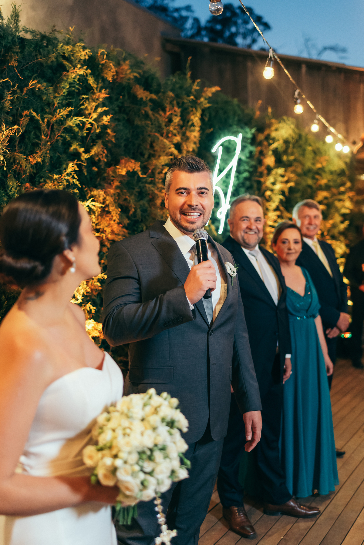 casamento de dia daniela radavelli fotografia cerimonia intimista casamento em gramado destination wedding casamento externo 