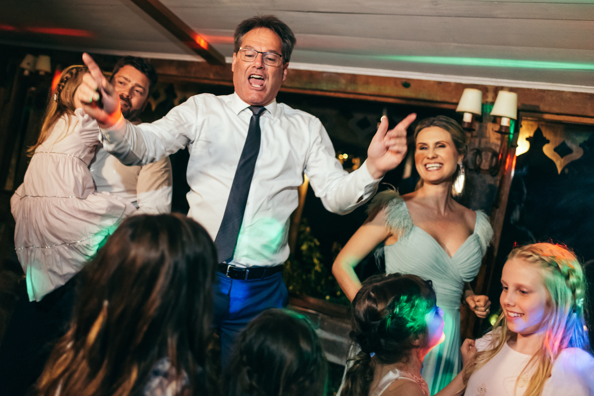 casamento de dia daniela radavelli fotografia cerimonia intimista casamento em gramado destination wedding casamento externo