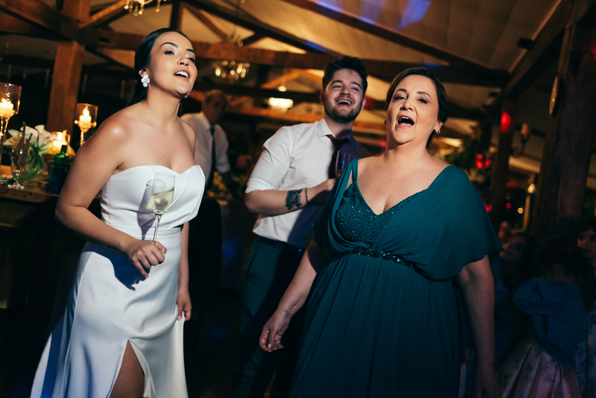 casamento de dia daniela radavelli fotografia cerimonia intimista casamento em gramado destination wedding casamento externo