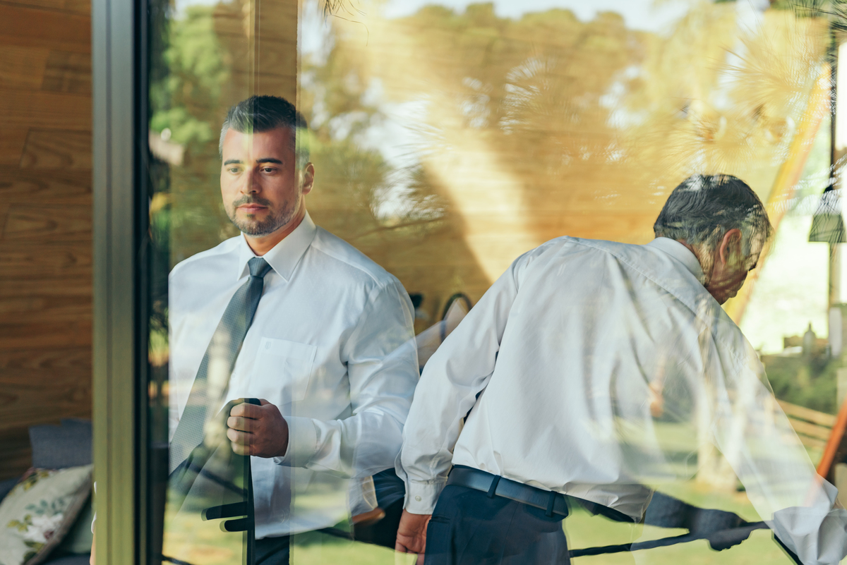 casamento de dia daniela radavelli fotografia cerimonia intimista casamento em gramado destination wedding making of noivo