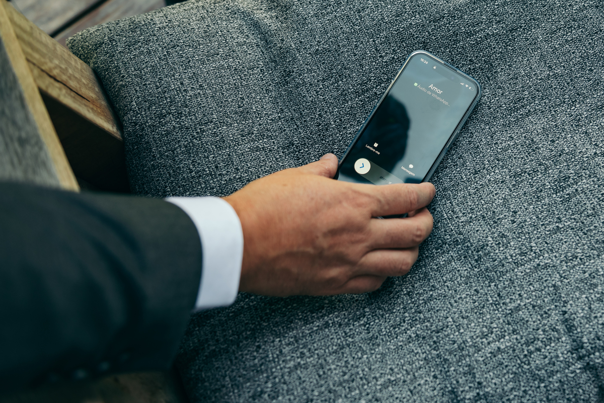 casamento de dia daniela radavelli fotografia cerimonia intimista casamento em gramado destination wedding making of noivo