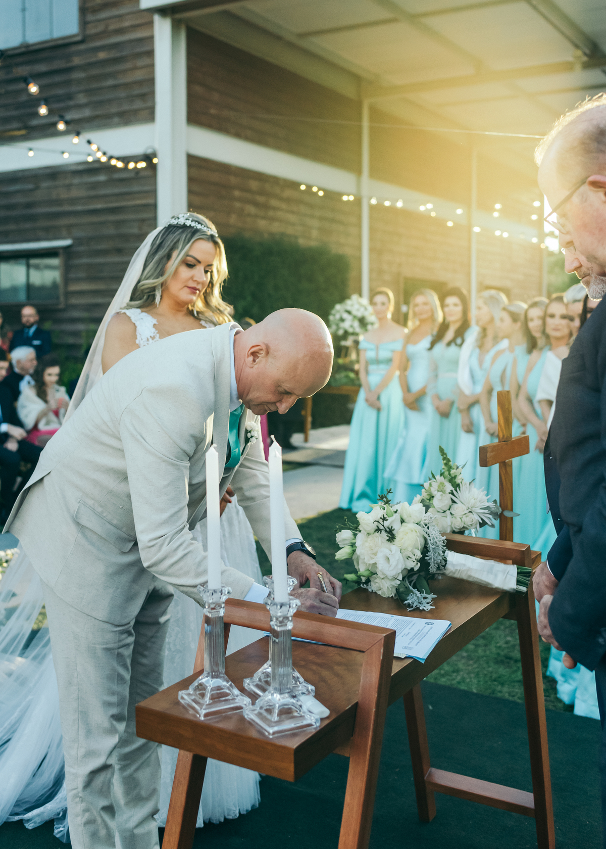 casamento de dia daniela radavelli fotógrafa na serra gaucha vestido de noiva cerimonia de casamento externo casamento  vale dos vinhedos