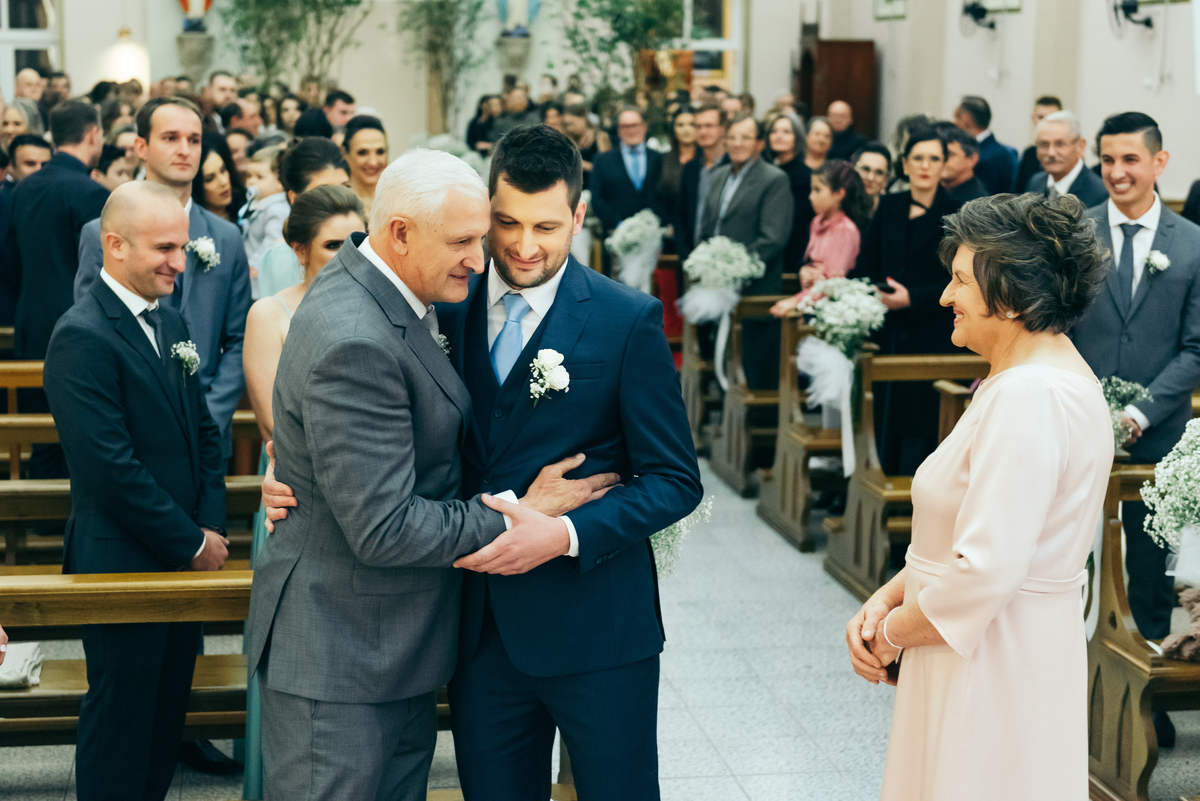 daniela radavelli fotógrafa na serra gaucha vestido de noiva cerimonia de casamento casamento carlos barbosa