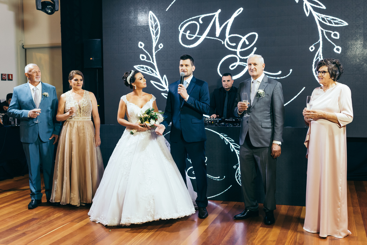 daniela radavelli fotógrafa na serra gaucha vestido de noiva cerimonia de casamento casamento carlos barbosa