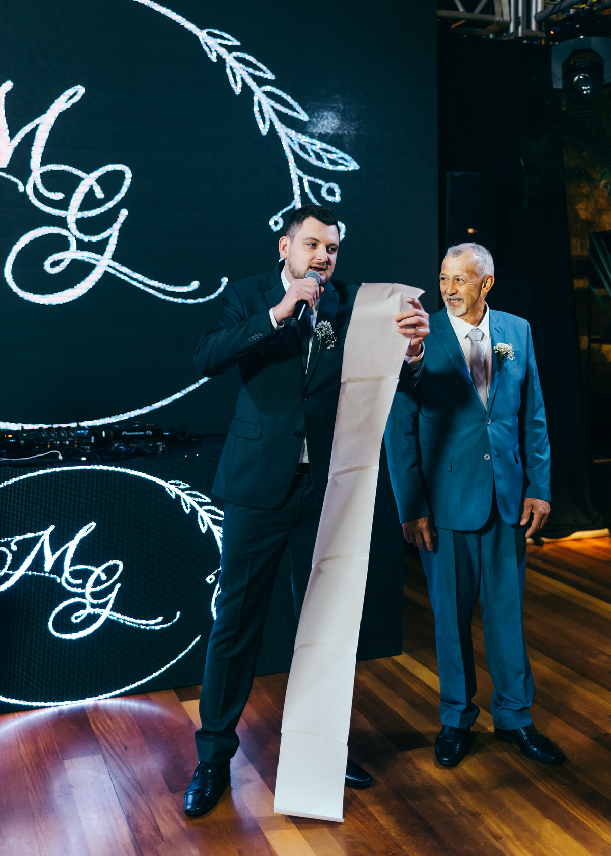 daniela radavelli fotógrafa na serra gaucha vestido de noiva cerimonia de casamento casamento carlos barbosa