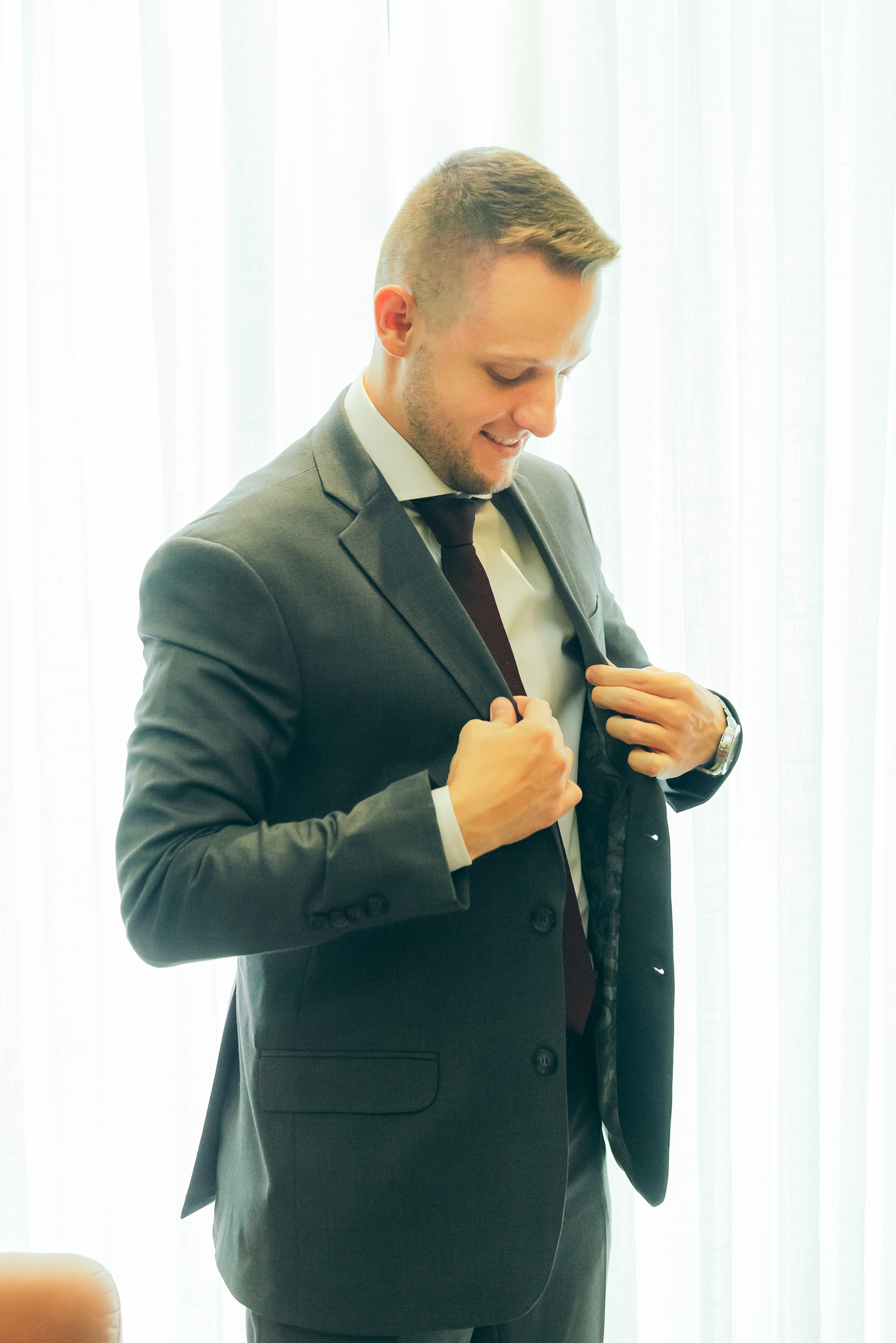 making of noivo cerimonia externa casamento de dia daniela radavelli fotografia 