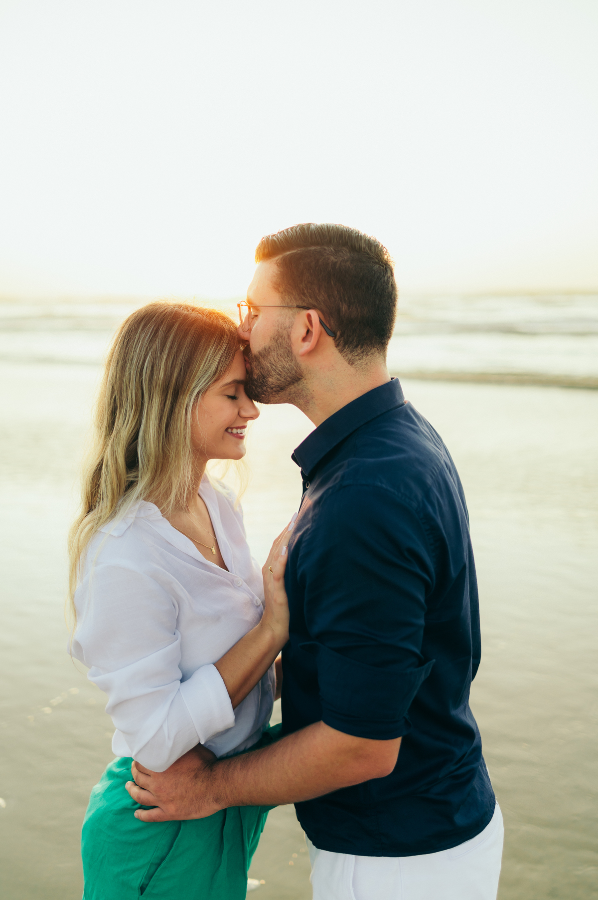 pre wedding ensaio em Torres daniela radavelli fotografia look de ensaio na praia casamento na praia  