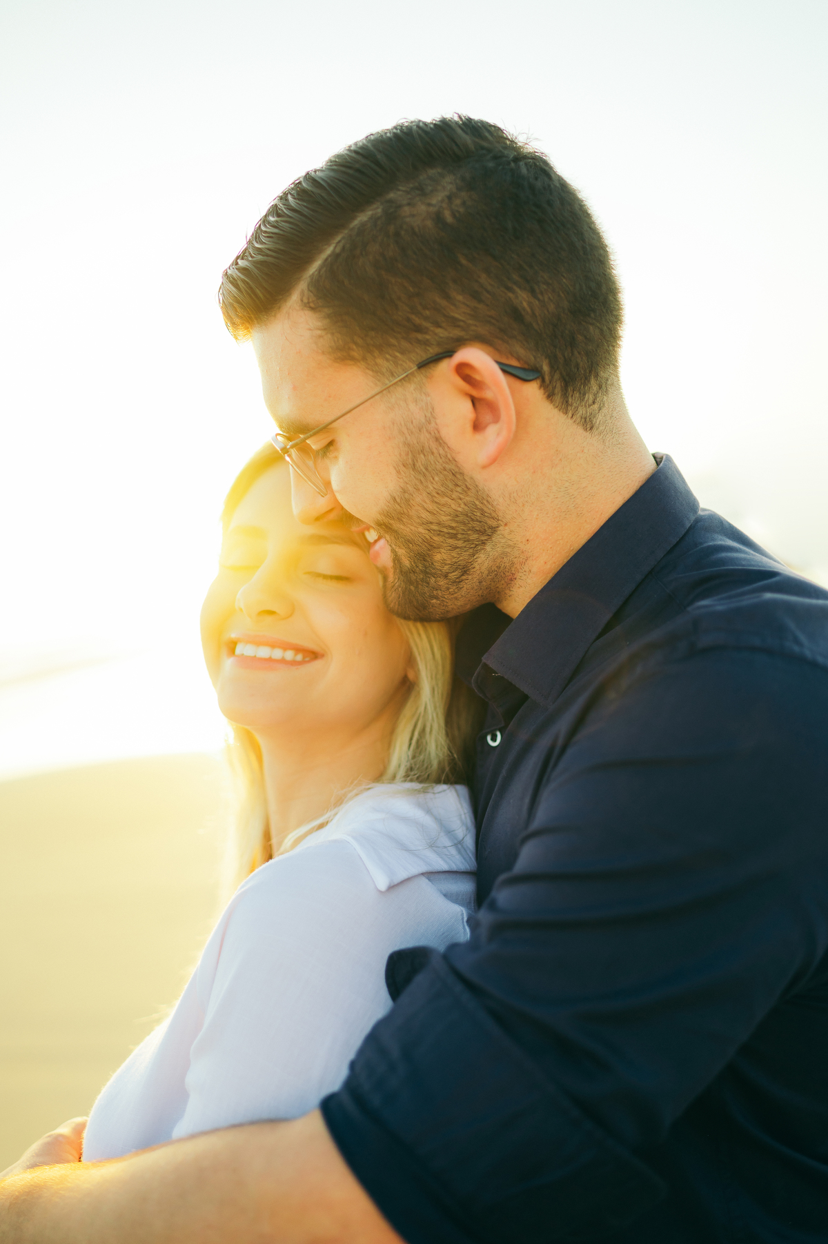 pre wedding ensaio em Torres daniela radavelli fotografia look de ensaio na praia casamento na praia  