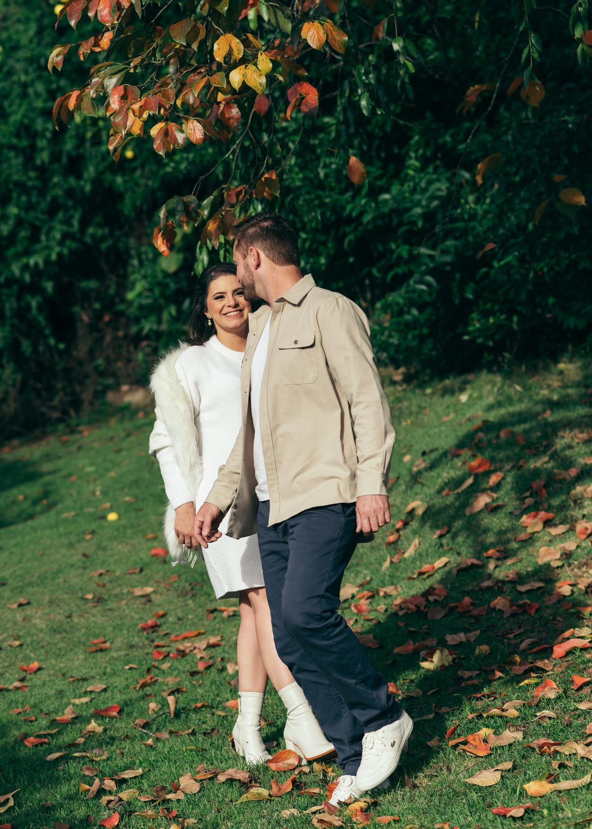 ensaio de casal em Monte Belo do Sul pré wedding na Serra Gaúcha daniela radavelli fotografia fotos com vinho e parreiral 