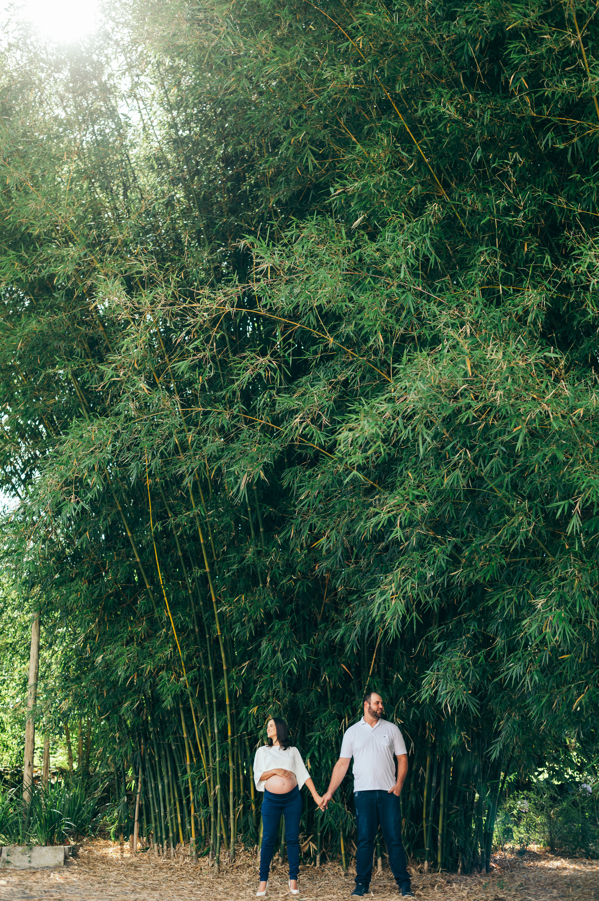 ensaio de gestante ensaio em Monte Belo do Sul daniela radavelli fotografia look de gestante ensaio com por do sol ensaio família