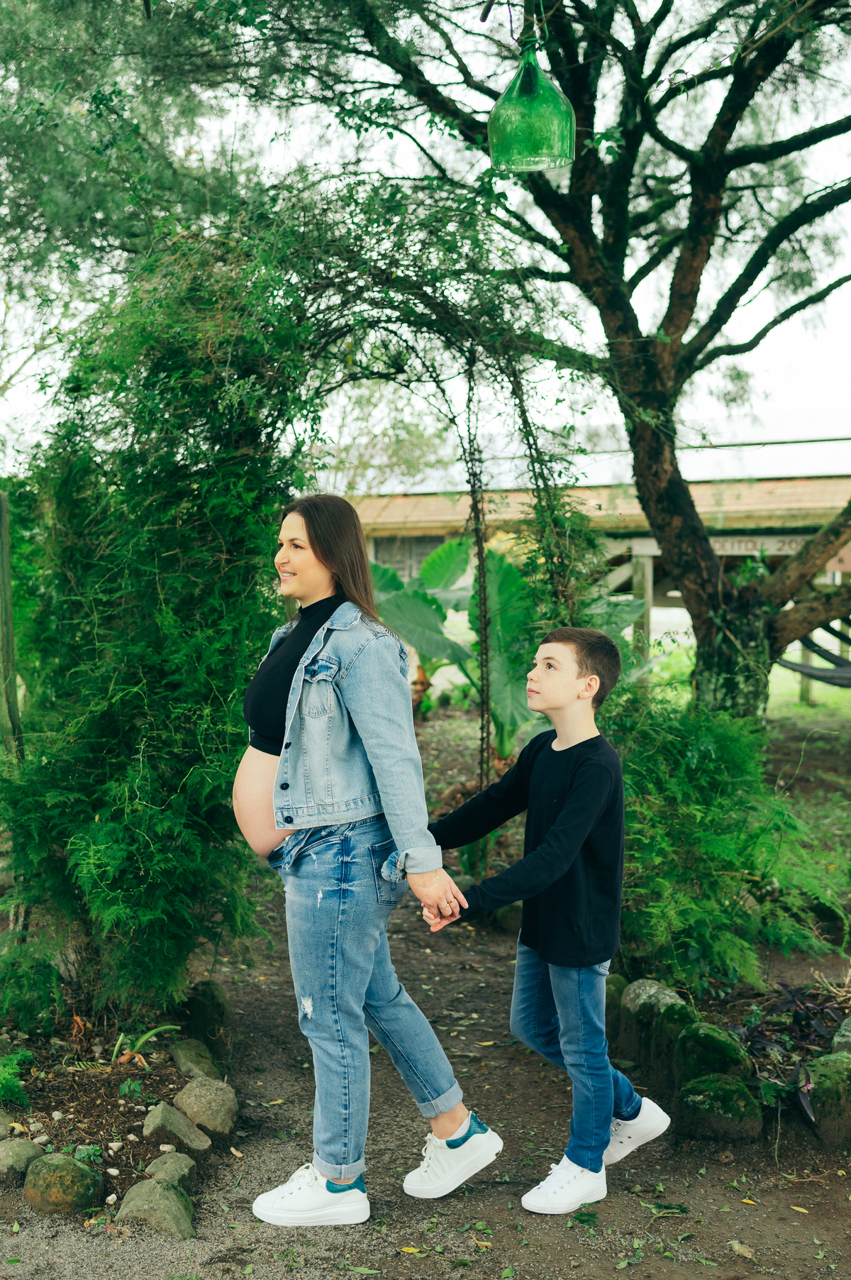 ensaio de gestante ensaio em Carlos Barbosa ensaio em casa daniela radavelli fotografia look de gestante ensaio no outono ensaio família