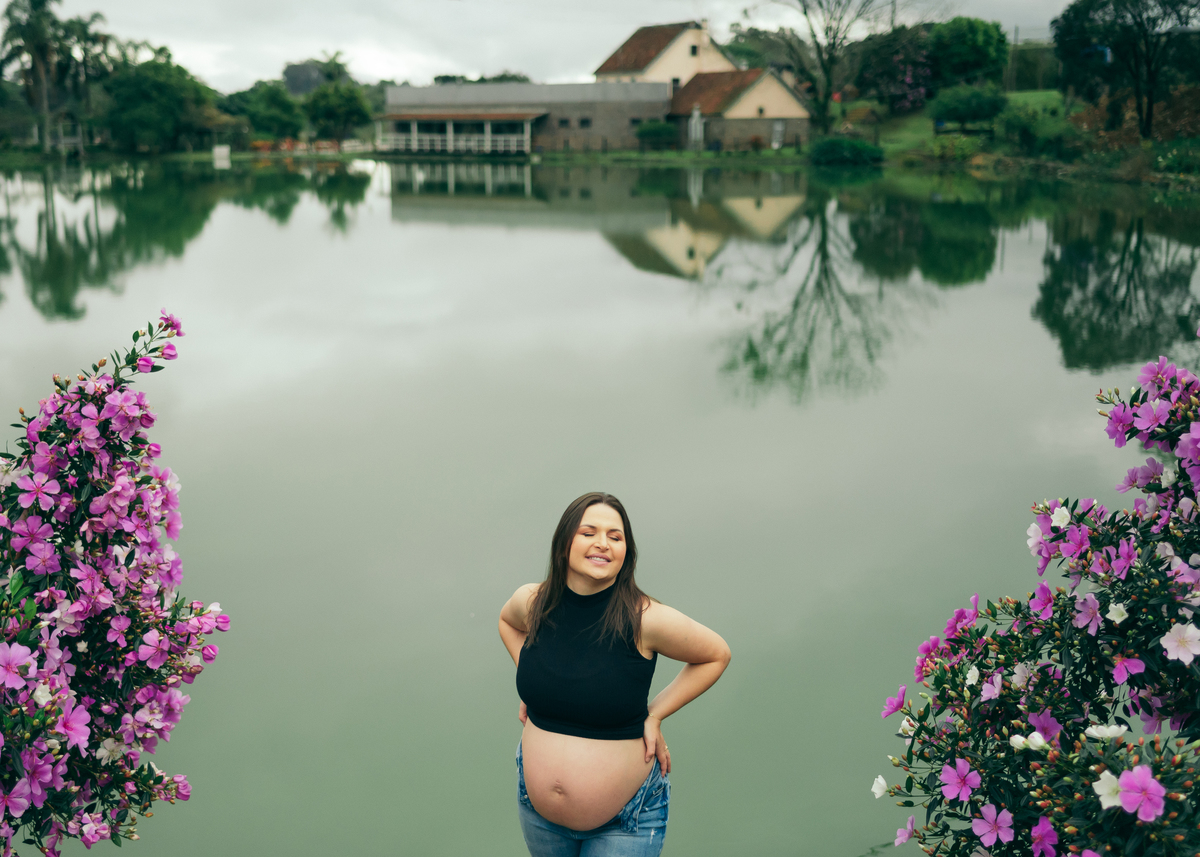 ensaio de gestante ensaio em Carlos Barbosa ensaio em casa daniela radavelli fotografia look de gestante ensaio no outono ensaio família