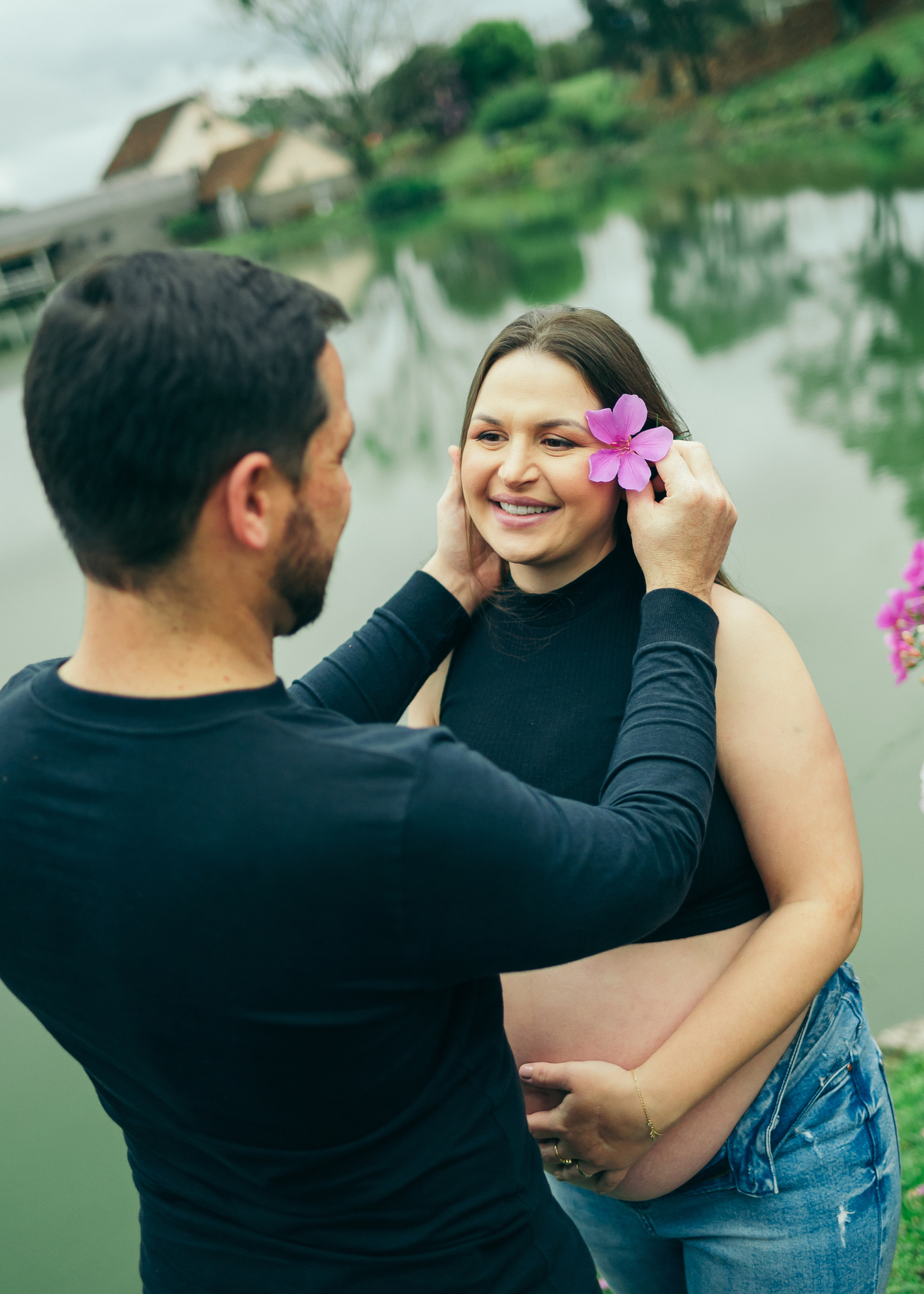 ensaio de gestante ensaio em Carlos Barbosa ensaio em casa daniela radavelli fotografia look de gestante ensaio no outono ensaio família
