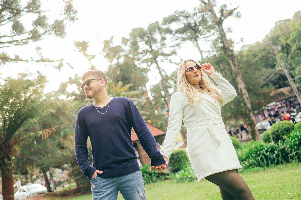 ensaio de casal ensaio pré wedding daniela radavelli fotografia fotografa na serra gaúcha fotógrafa de casamento ensaio em Gramado pedido de casamento noivado