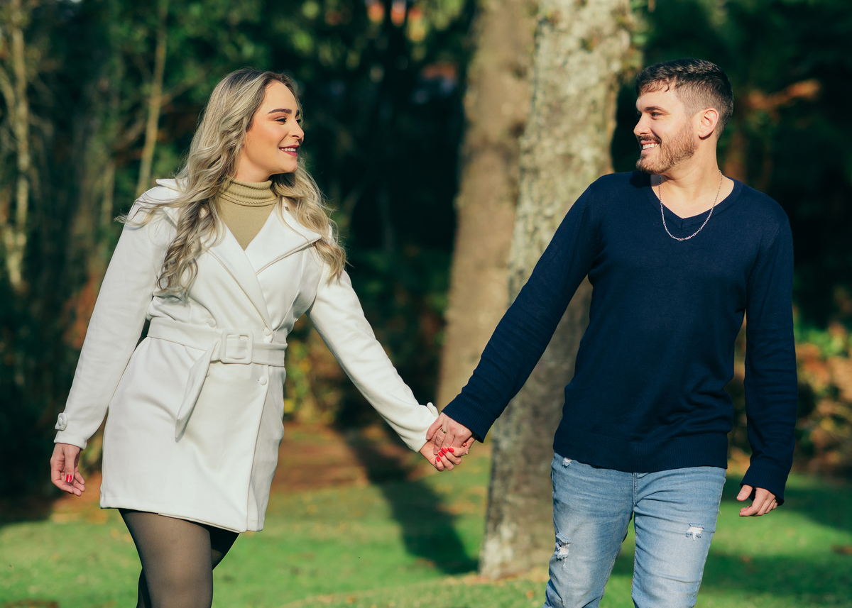 ensaio de casal ensaio pré wedding daniela radavelli fotografia fotografa na serra gaúcha fotógrafa de casamento ensaio em Gramado pedido de casamento noivado