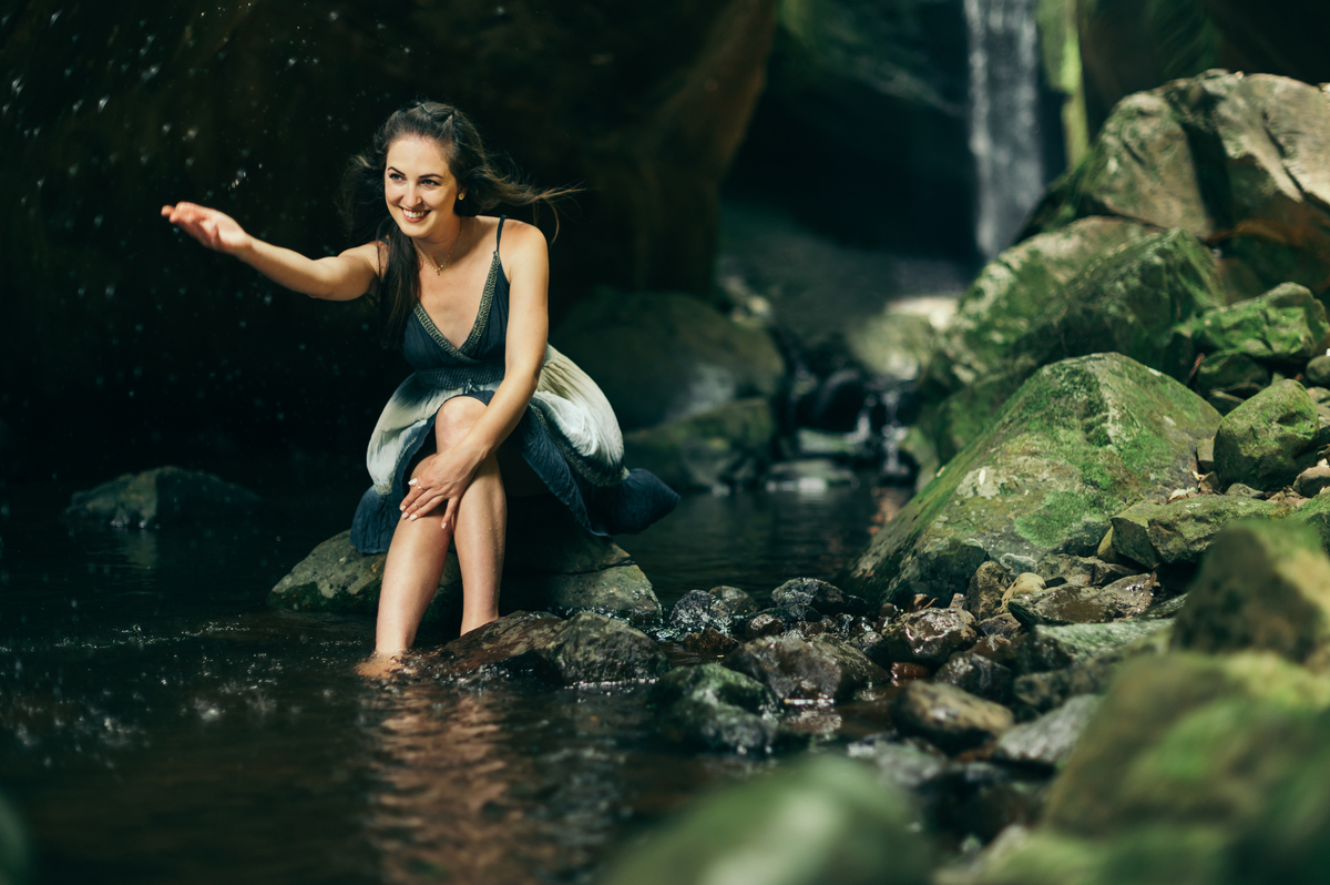 ensaio feminino ensaio no verão daniela radavelli fotografia Cachoeira das Andorinhas Rolante ensaio feminino fotografa na serra gaucha 