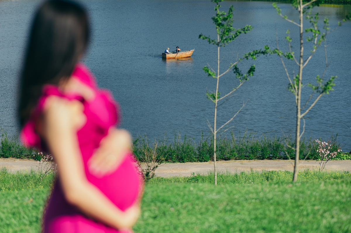 ensaio de gestante ensaio em São Francisco de Paula daniela radavelli fotografia look de gestante ensaio família Mátria Parque das Flores 