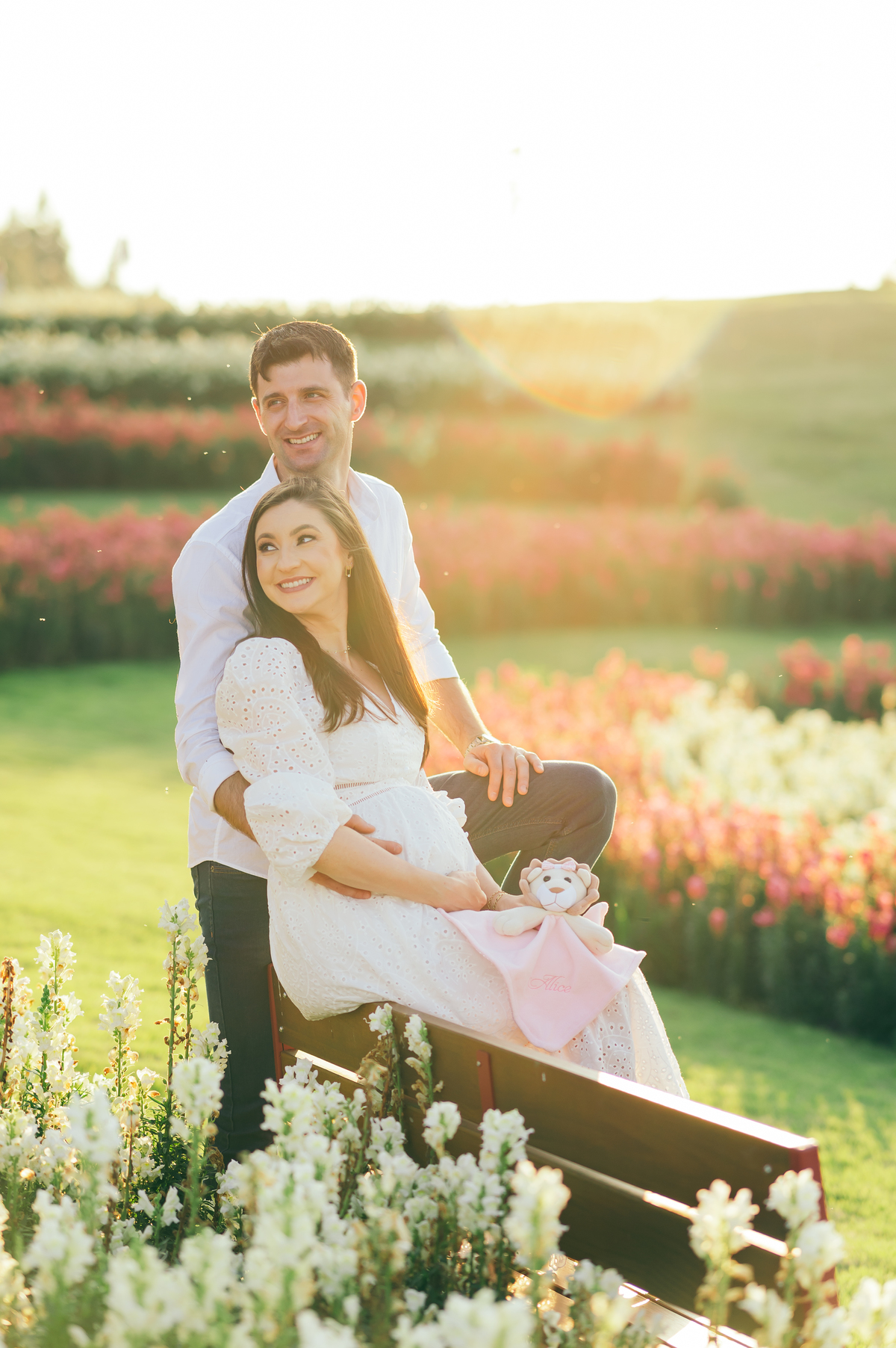 ensaio de gestante ensaio em São Francisco de Paula daniela radavelli fotografia look de gestante ensaio família Mátria Parque das Flores 