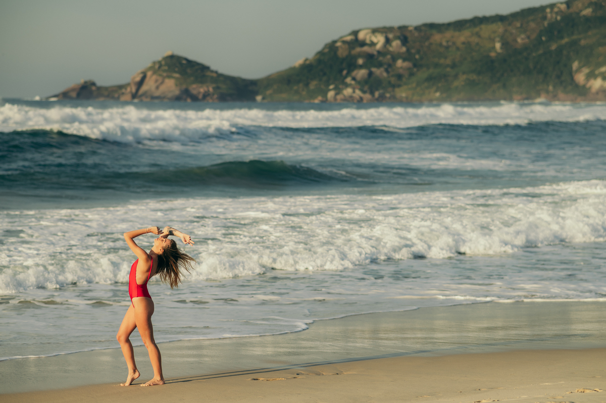 ensaio no verão daniela radavelli fotografia Praia Mole Floripa ensaio feminino ensaio na praia 