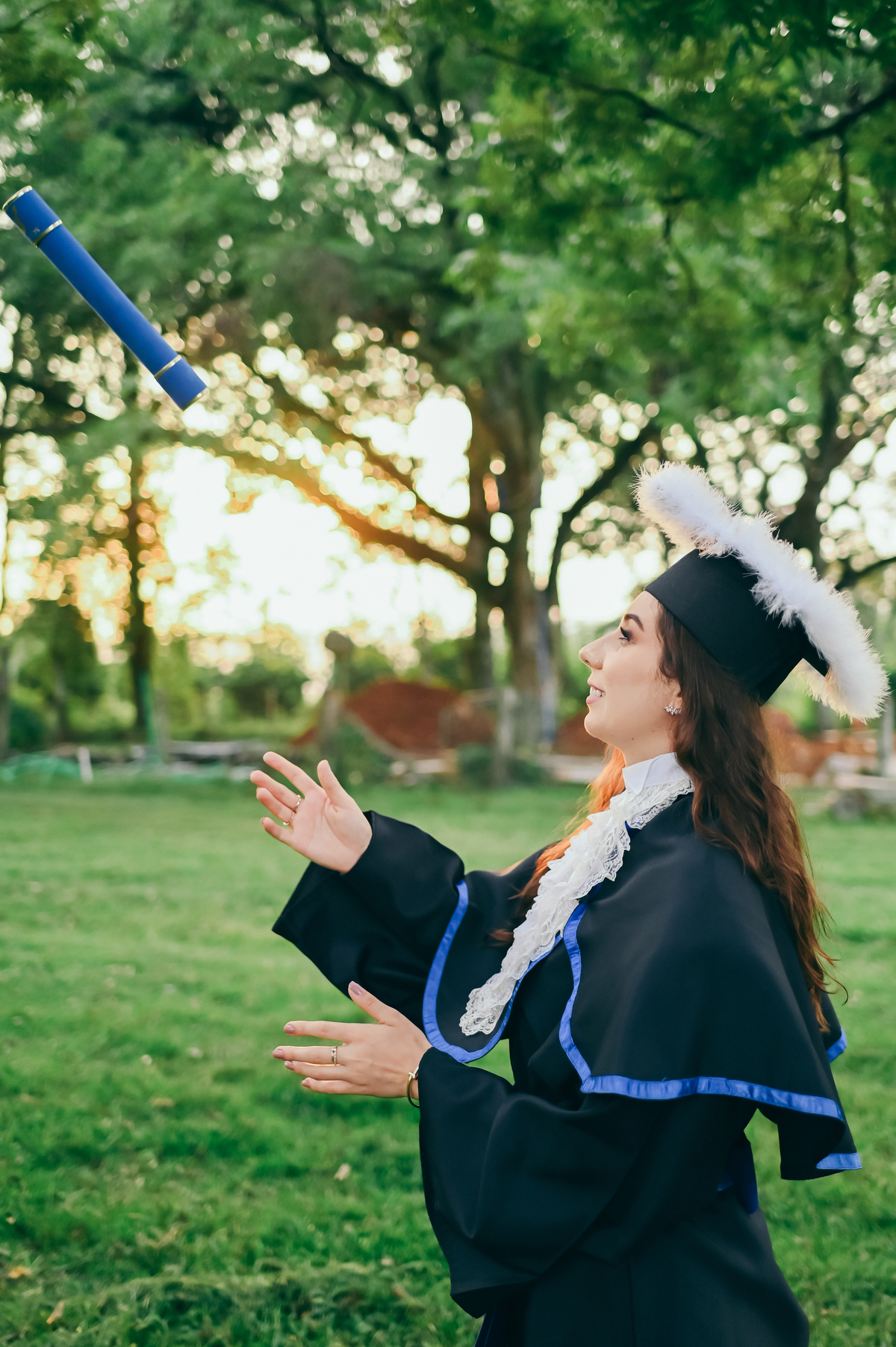 ensaio formatura daniela radavelli fotografia fotógrafa na Serra Gaúcha fotos de toga fotos de formatura ensaio com família Vinícola Don Giovanni Pinto Bandeira
