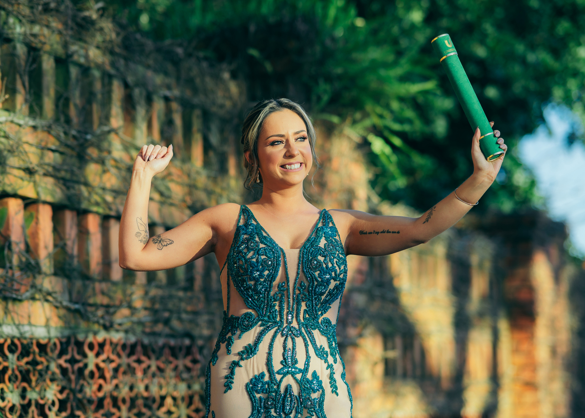 festa de formatura formanda em psicologia vestido de formatura decoração de formatura Espaço Contento Bento Gonçalves daniela radavelli fotografia