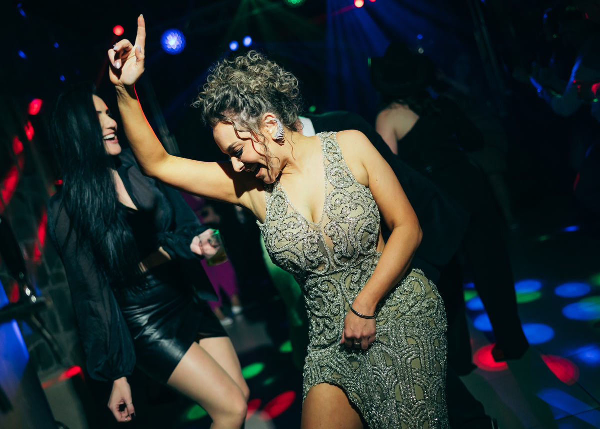 festa de formatura formanda em cosmetologia e estética vestido de formatura decoração de formatura Vinícola La Cantina daniela radavelli fotografia