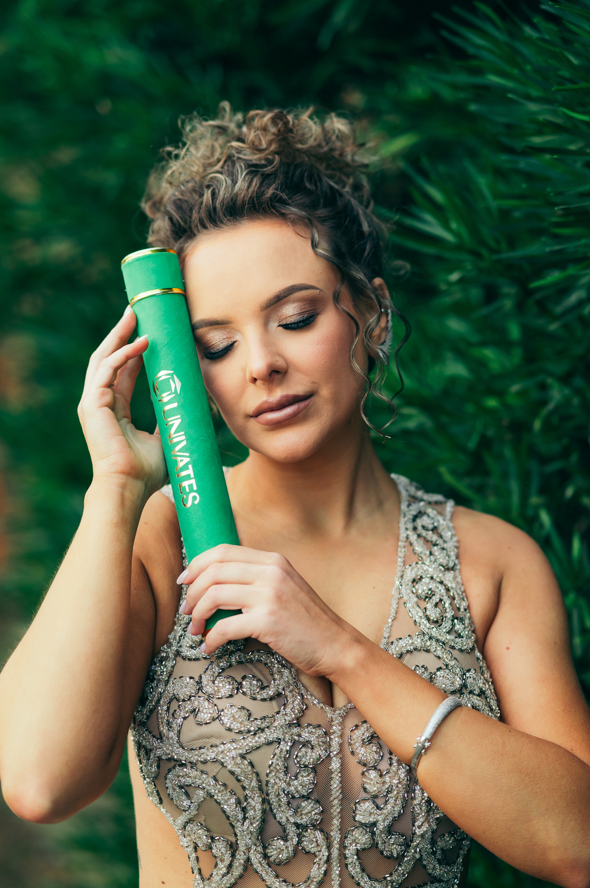 festa de formatura formanda em cosmetologia e estética vestido de formatura decoração de formatura Vinícola La Cantina daniela radavelli fotografia