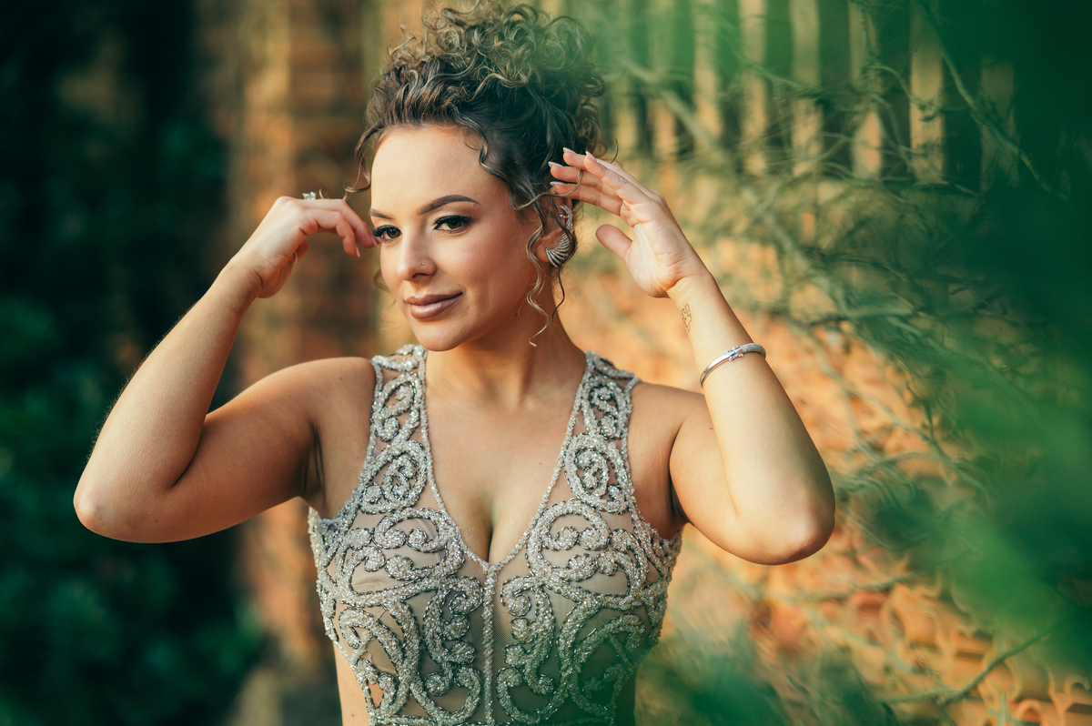 festa de formatura formanda em cosmetologia e estética vestido de formatura decoração de formatura Vinícola La Cantina daniela radavelli fotografia