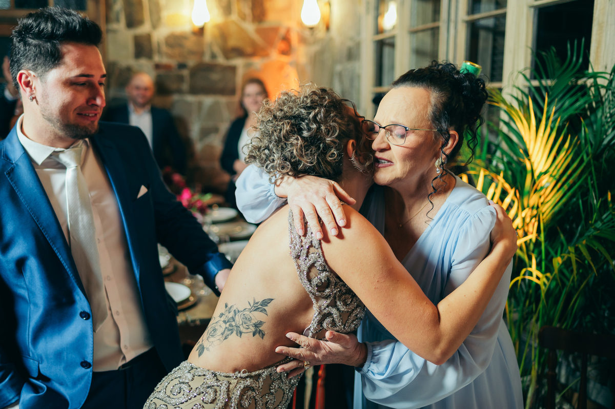 festa de formatura formanda em cosmetologia e estética vestido de formatura decoração de formatura Vinícola La Cantina daniela radavelli fotografia