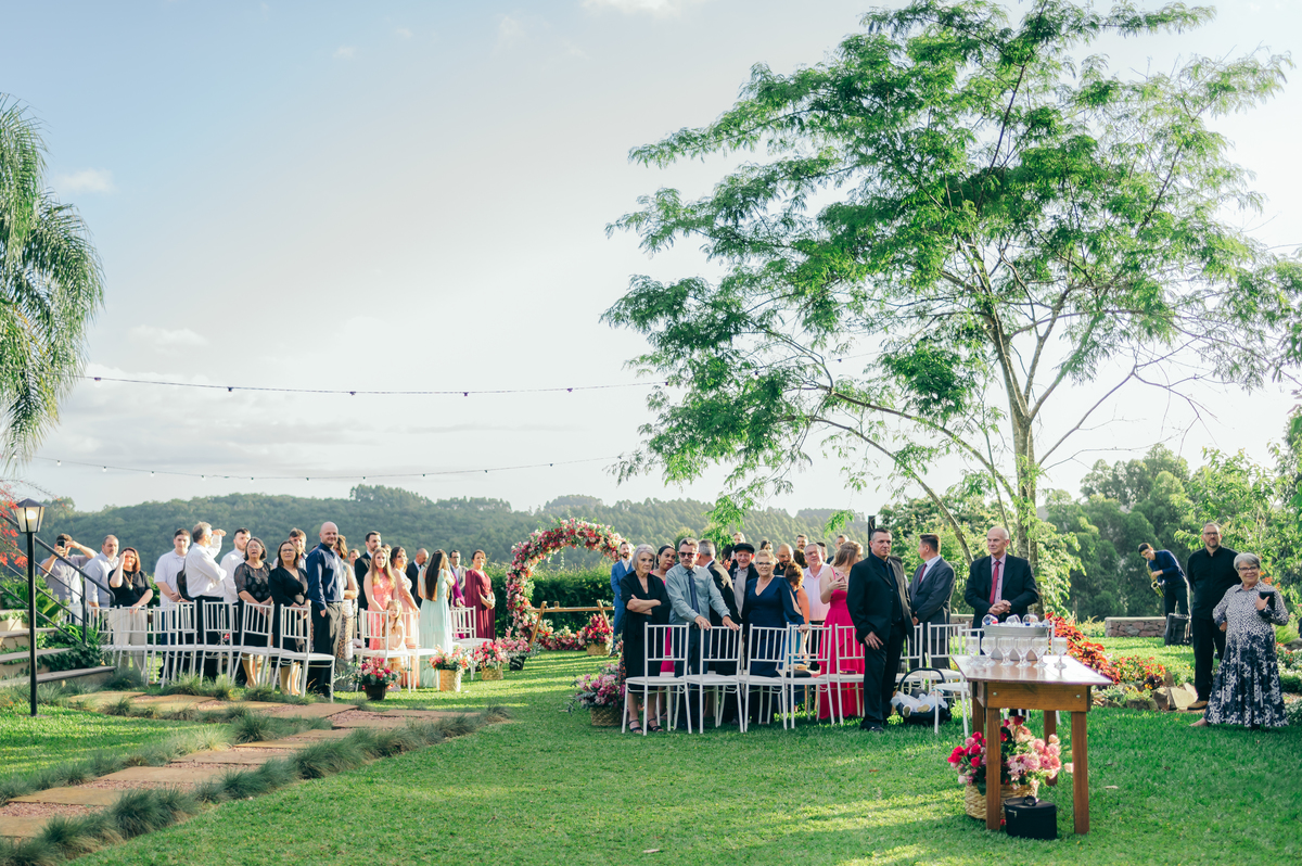 cerimonia externa casamento de dia daniela radavelli fotografia make de noiva cabelo de noiva La Casa Piemont Farroupilha 