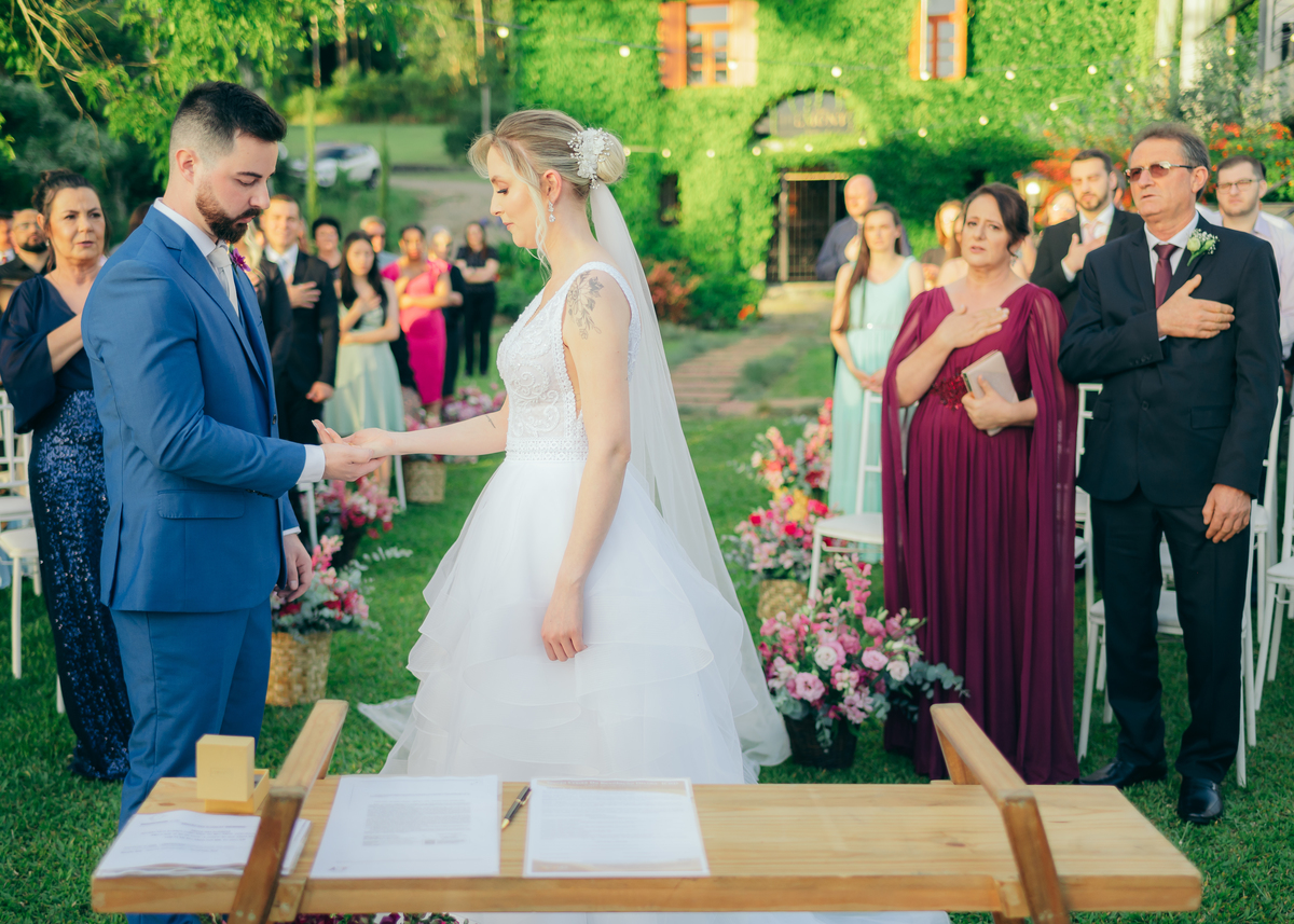 cerimonia externa casamento de dia daniela radavelli fotografia make de noiva cabelo de noiva La Casa Piemont Farroupilha 