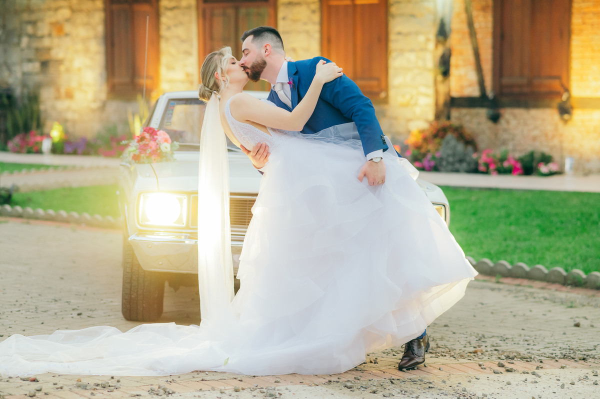 cerimonia externa casamento de dia daniela radavelli fotografia  La Casa Piemont Farroupilha 