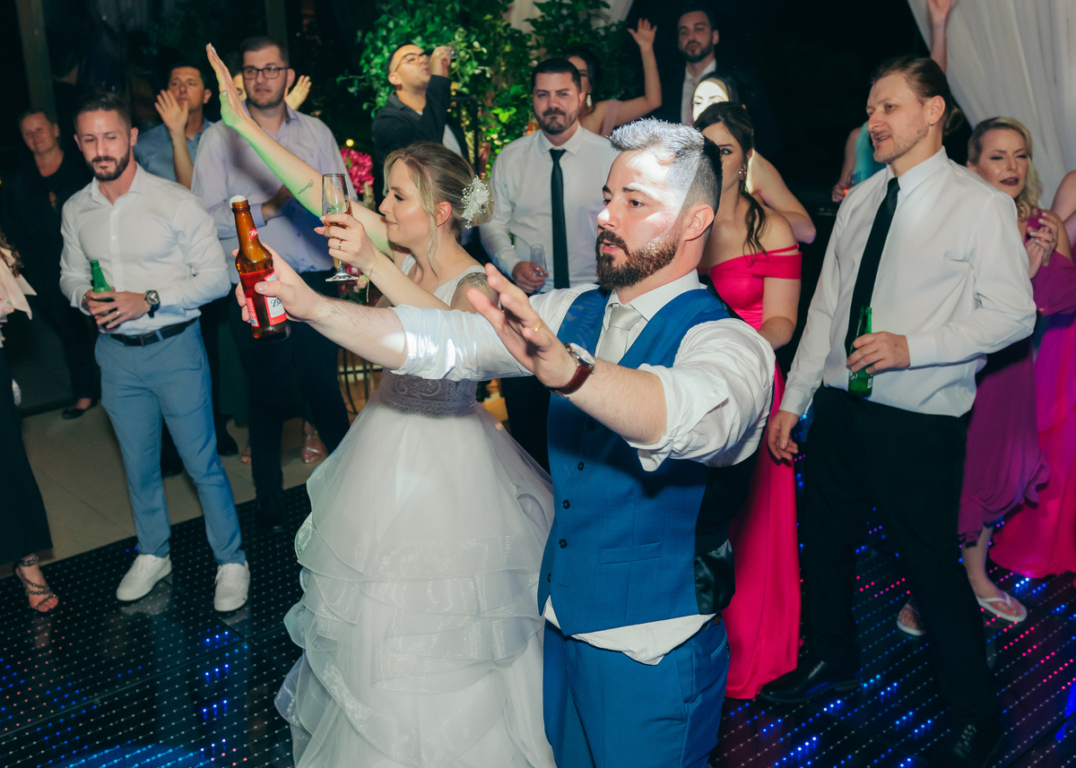 cerimonia externa casamento de dia daniela radavelli fotografia  La Casa Piemont Farroupilha 