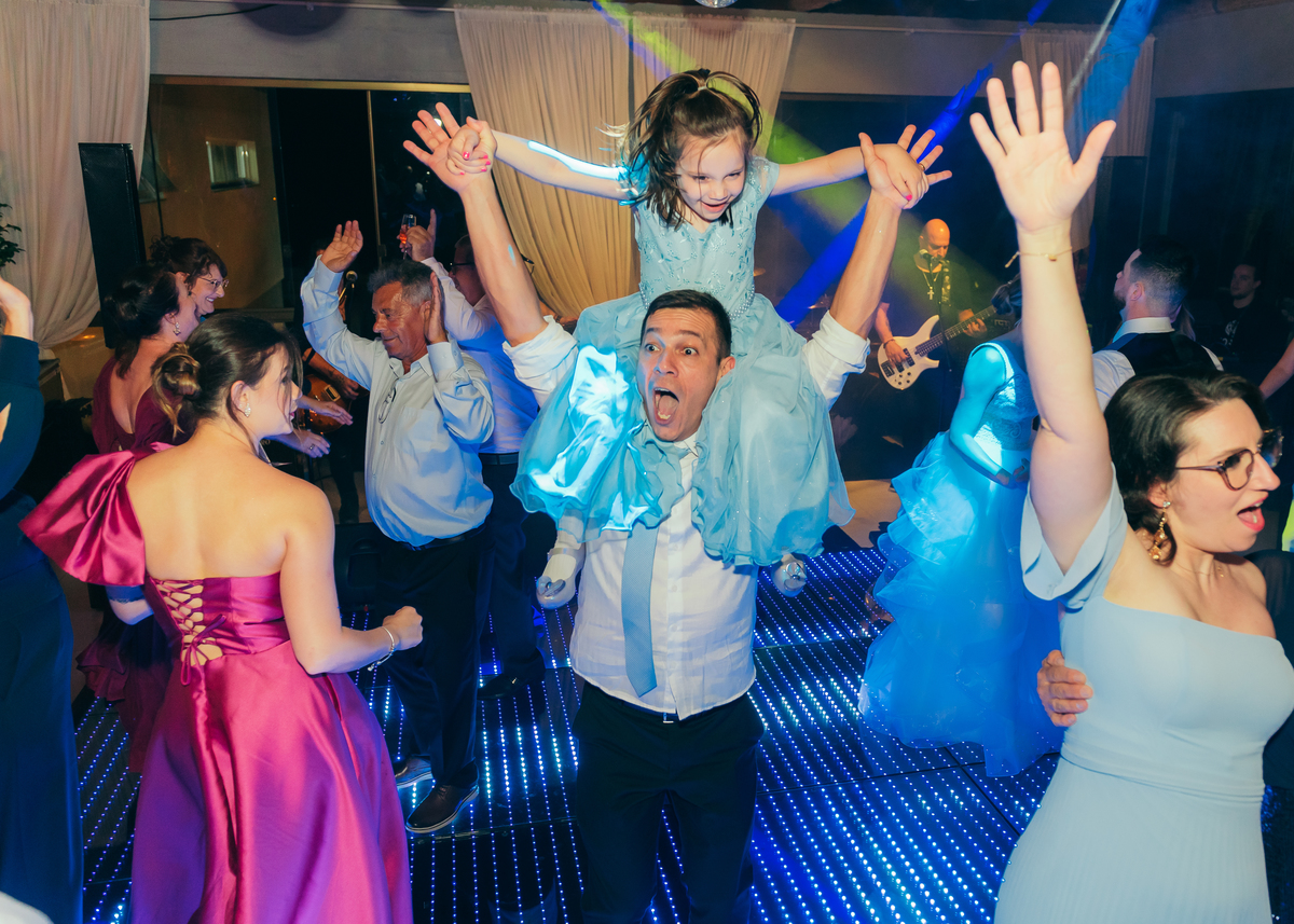 cerimonia externa casamento de dia daniela radavelli fotografia  La Casa Piemont Farroupilha 