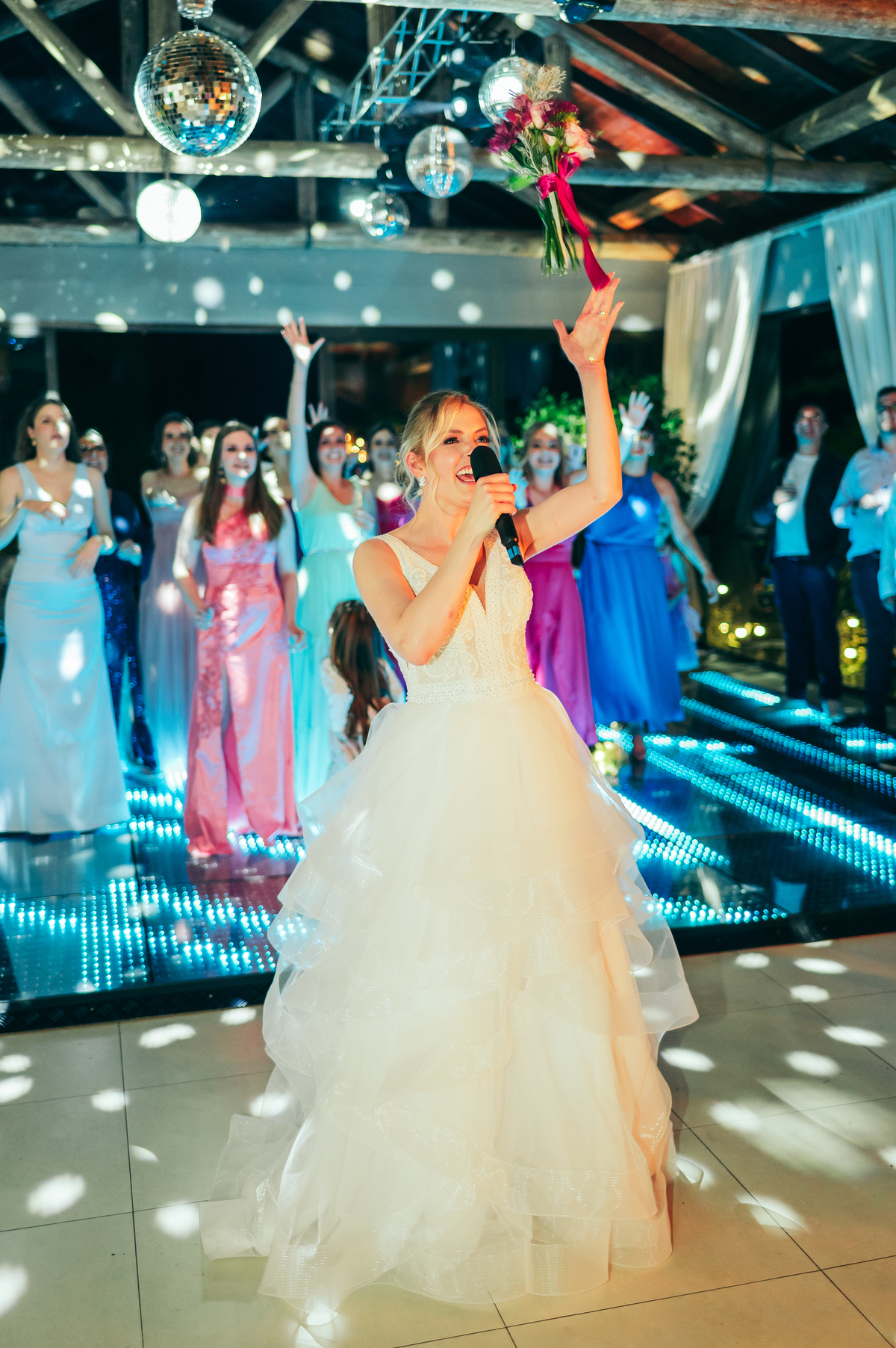 cerimonia externa casamento de dia daniela radavelli fotografia  La Casa Piemont Farroupilha 