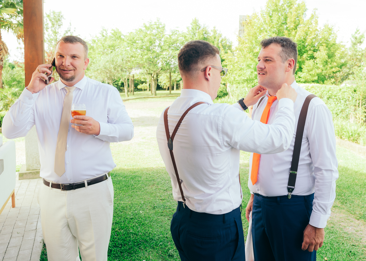 making of noivo casamento de dia daniela radavelli fotografia de noiva Casa de Campo Canela 